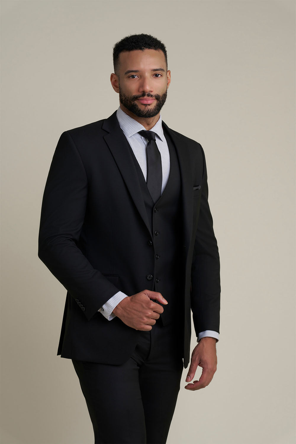 Allure Men Savoy Black Suit Jacket (Separates) 34R Modern