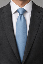 BLACKTIE Light Blue Eternity Necktie