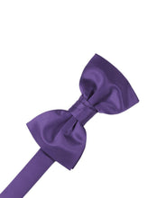 Cardi Pre-Tied Freesia Luxury Satin Bow Tie