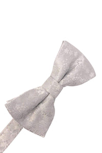 Cardi Pre-Tied White Enchantment Bow Tie