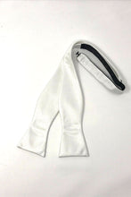 Cardi Self Tie White Regal Bow Tie