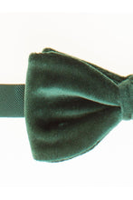 Larr Brio "Luxor" Evergreen Velvet Bow Tie