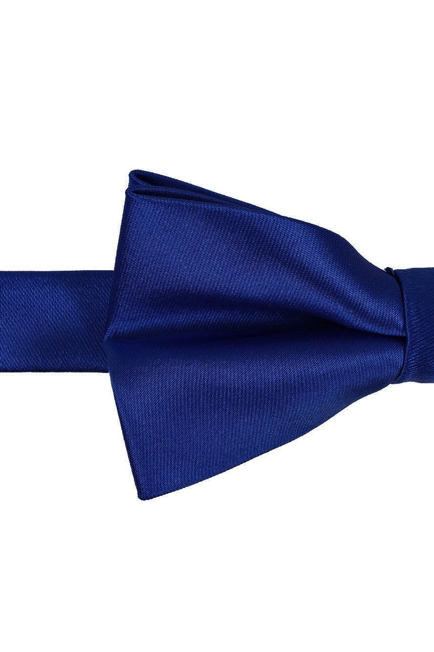 Horizon Eternity Bow Tie - close-up of fabric texture and folds