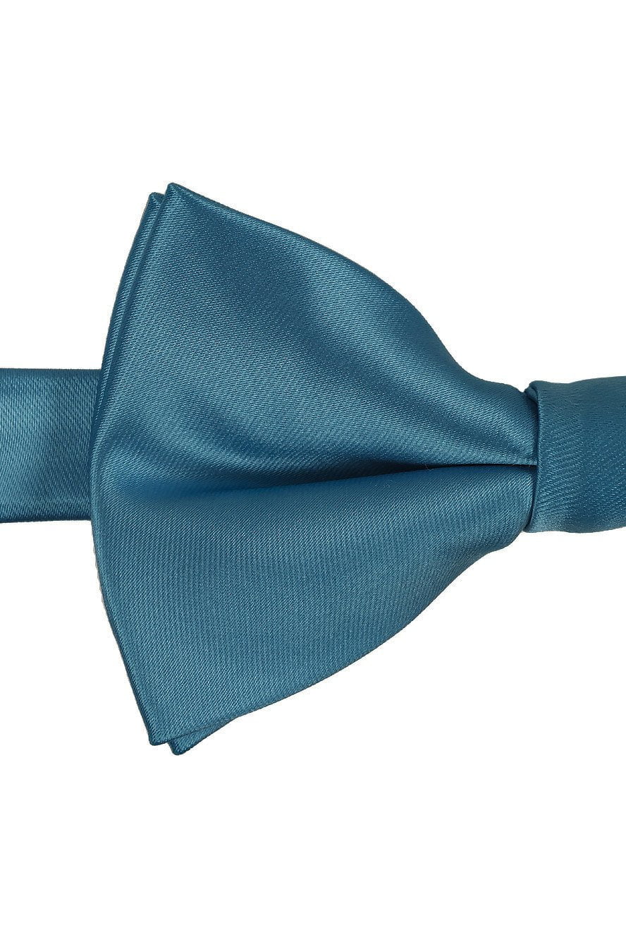 Malibu Eternity Bow Tie - close-up of fabric texture and folds